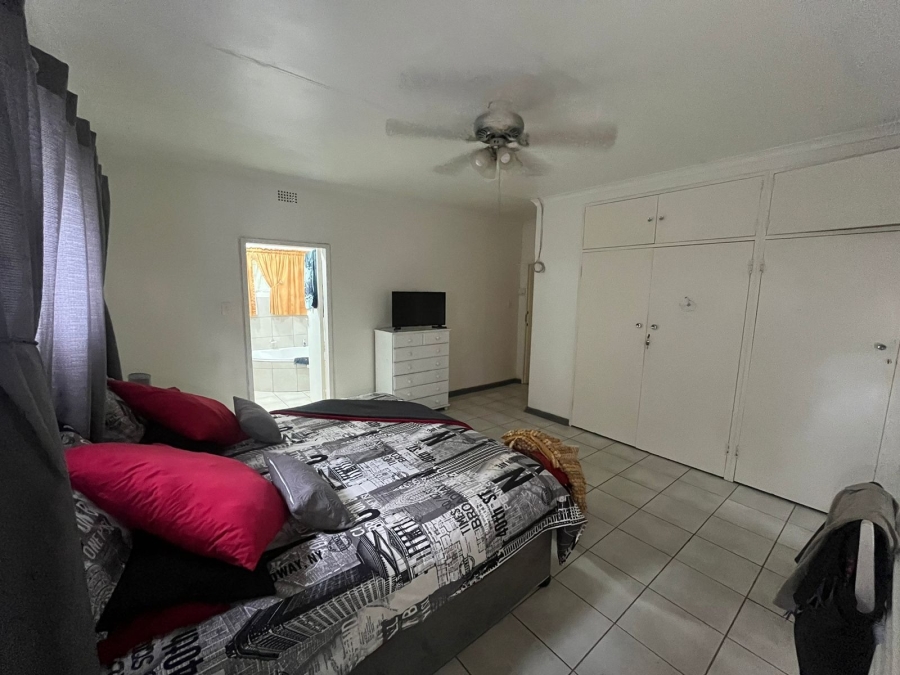 4 Bedroom Property for Sale in Protea Park North West